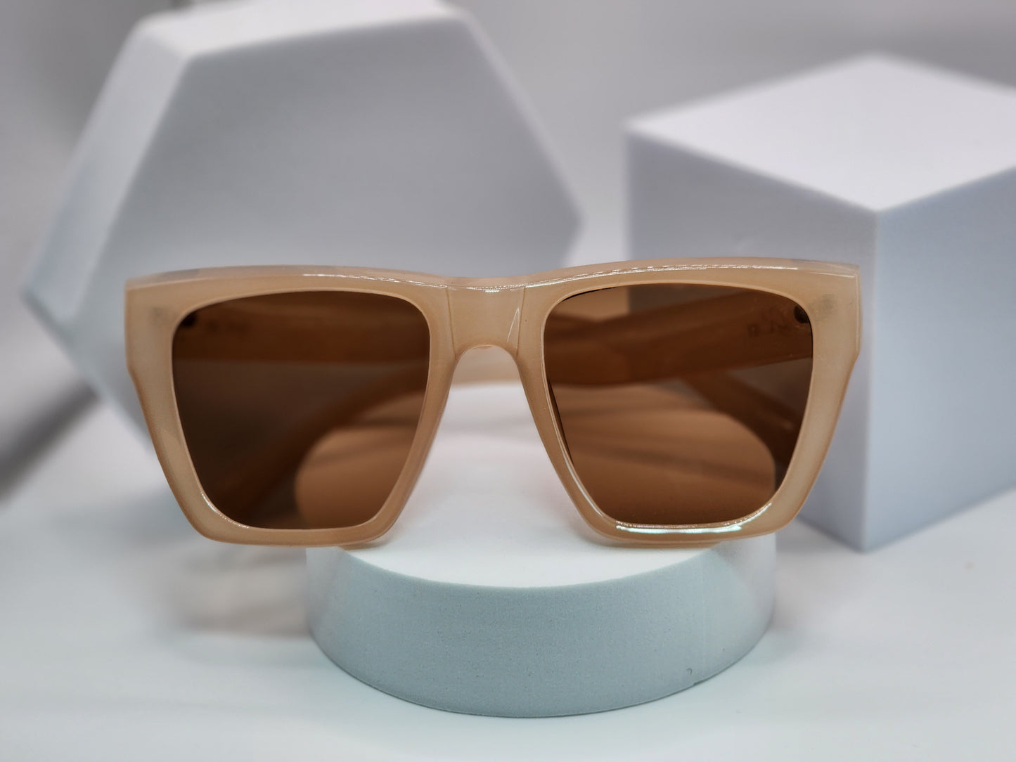 "CIBAEÑA SUNGLASSES"